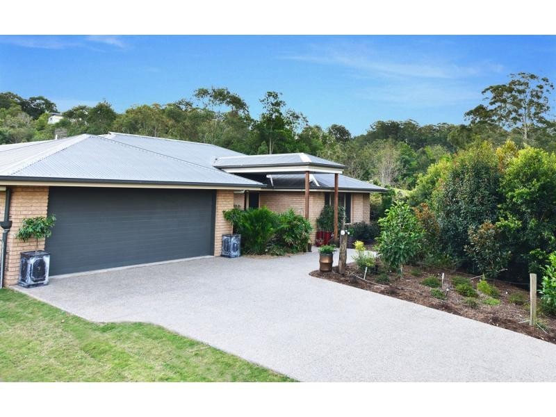 20 WHITE CEDAR Place, West Woombye QLD 4559
