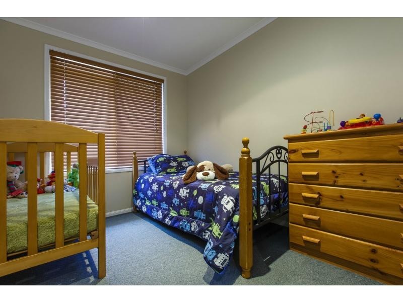 21 RAINBIRD Court, Palmwoods QLD 4555