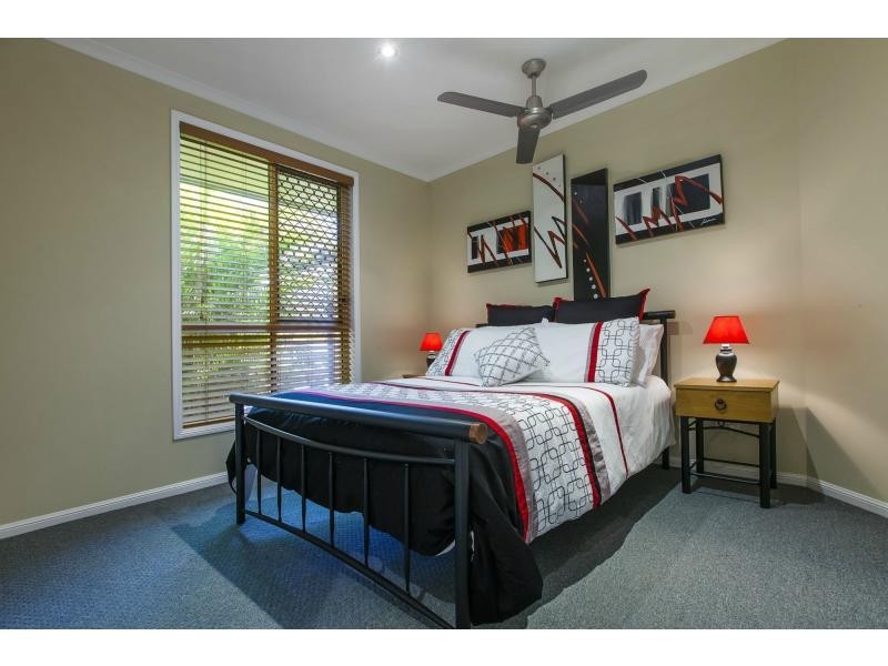 21 RAINBIRD Court, Palmwoods QLD 4555