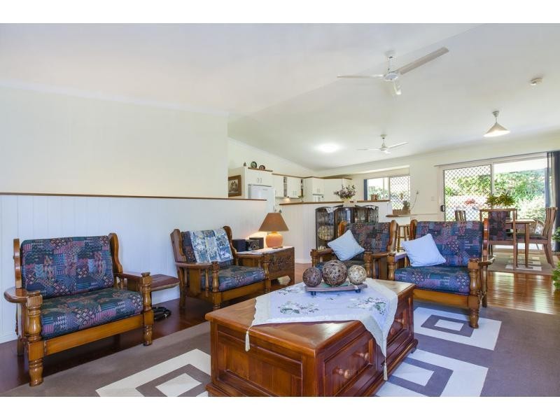 10 Palmway Close, Woombye QLD 4559