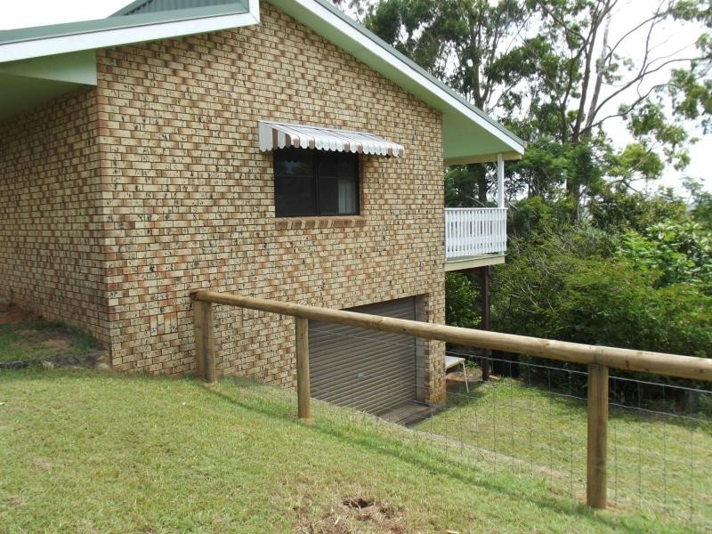 111 KIEL MOUNTAIN Road, Woombye QLD 4559