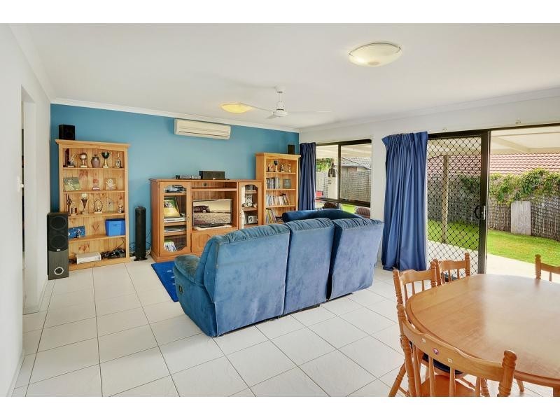 11 McKinnon Drive, Burnside QLD 4560