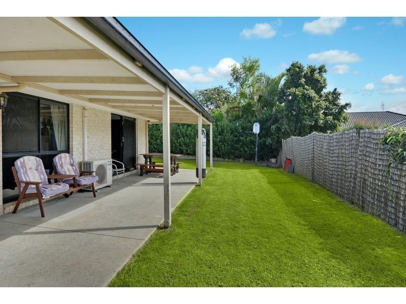 11 McKinnon Drive, Burnside QLD 4560