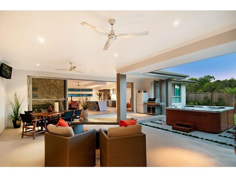 7 ALAND Place, Palmwoods QLD 4555