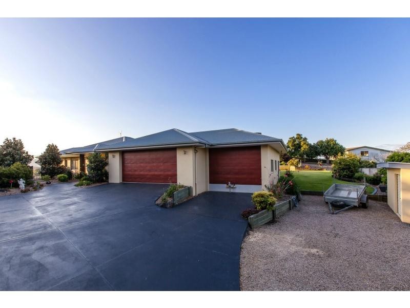44 SCHUBERT Road, Woombye QLD 4559