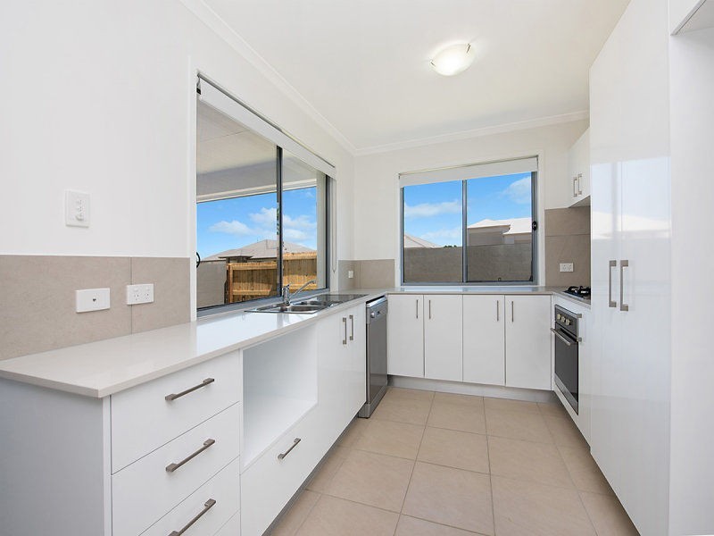 2/10 COOPER Street, Bli Bli QLD 4560