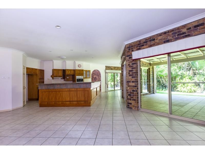 410 CHEVALLUM Road, Chevallum QLD 4555