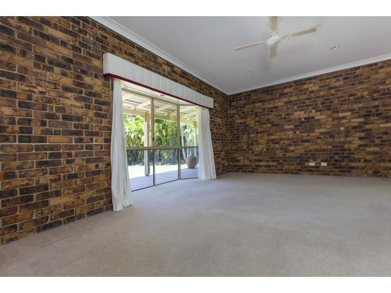 410 CHEVALLUM Road, Chevallum QLD 4555