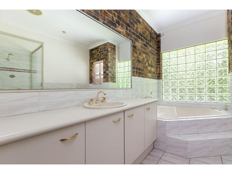 410 CHEVALLUM Road, Chevallum QLD 4555