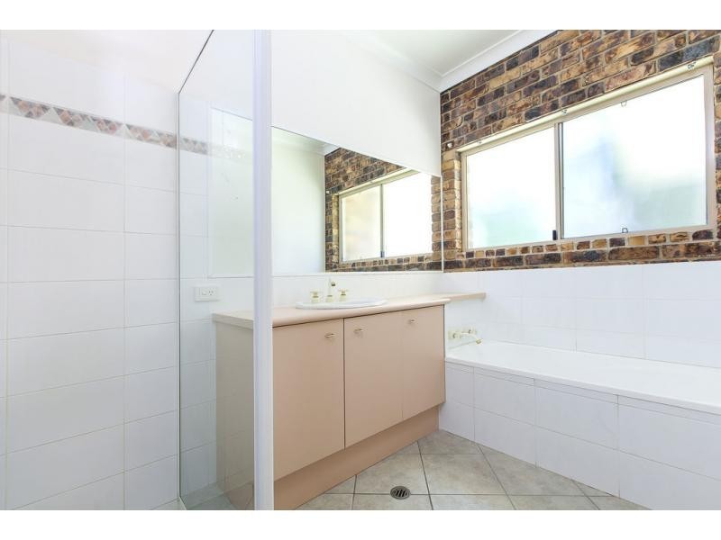 410 CHEVALLUM Road, Chevallum QLD 4555