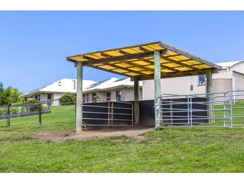 78 SPRING PASTURES Drive, Mapleton QLD 4560