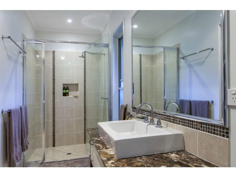 11 WOODCHESTER Close, Rosemount QLD 4560