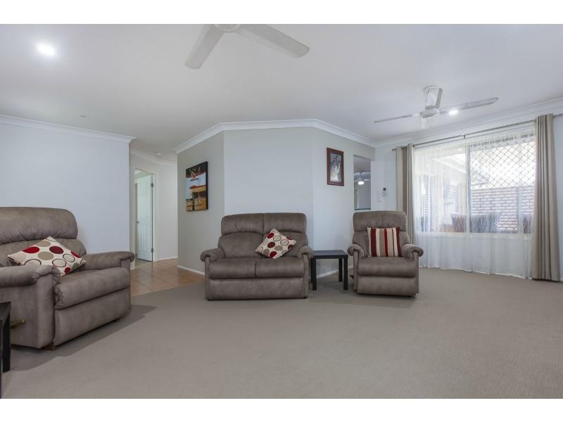 2 Bonnydoon Street, Nambour QLD 4560