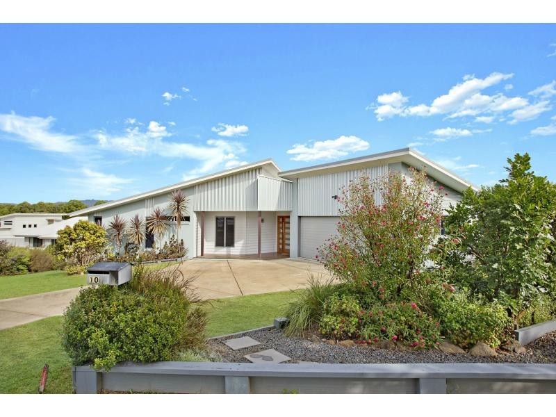 10 Longview Place, Woombye QLD 4559