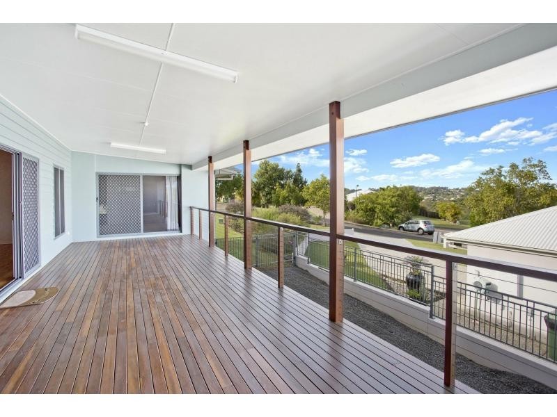 10 Longview Place, Woombye QLD 4559