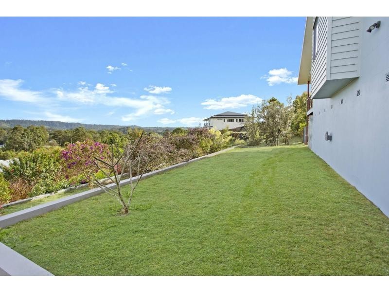 10 Longview Place, Woombye QLD 4559