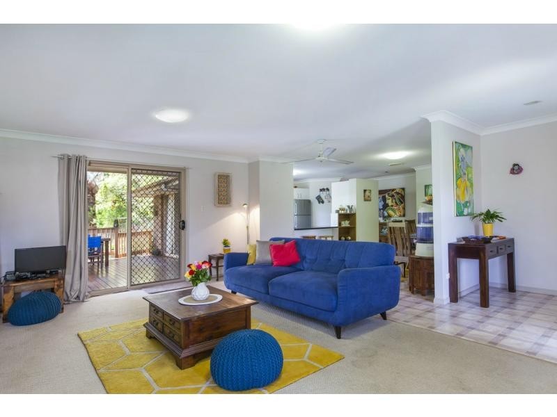 6 TARONGA Street, Palmwoods QLD 4555