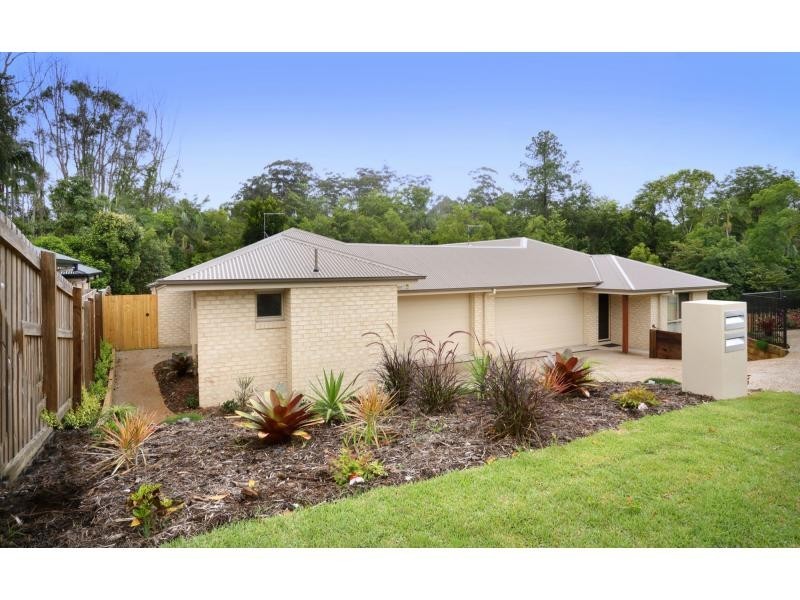 Duplex 1/11 Sweetwater Street, Woombye QLD 4559