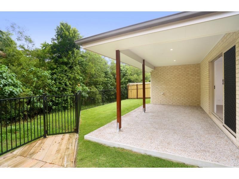 Duplex 1/11 Sweetwater Street, Woombye QLD 4559