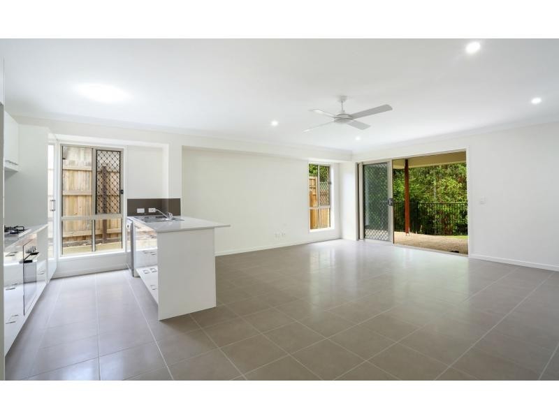 Duplex 1/11 Sweetwater Street, Woombye QLD 4559