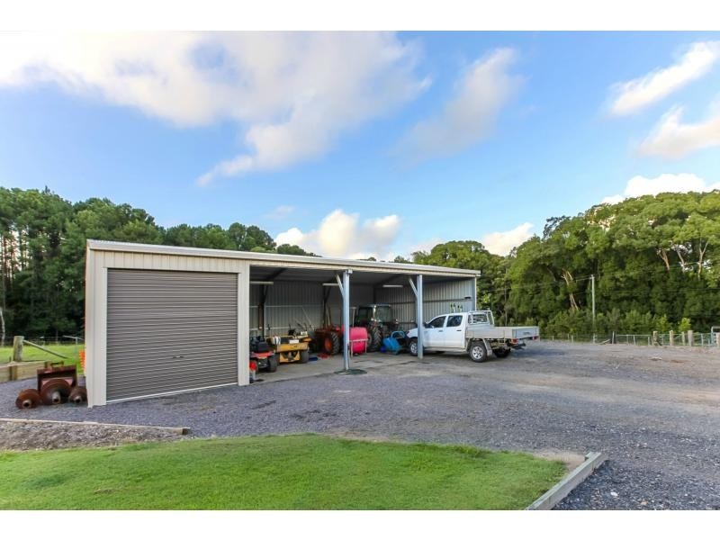 190 Winston Road South, Chevallum QLD 4555