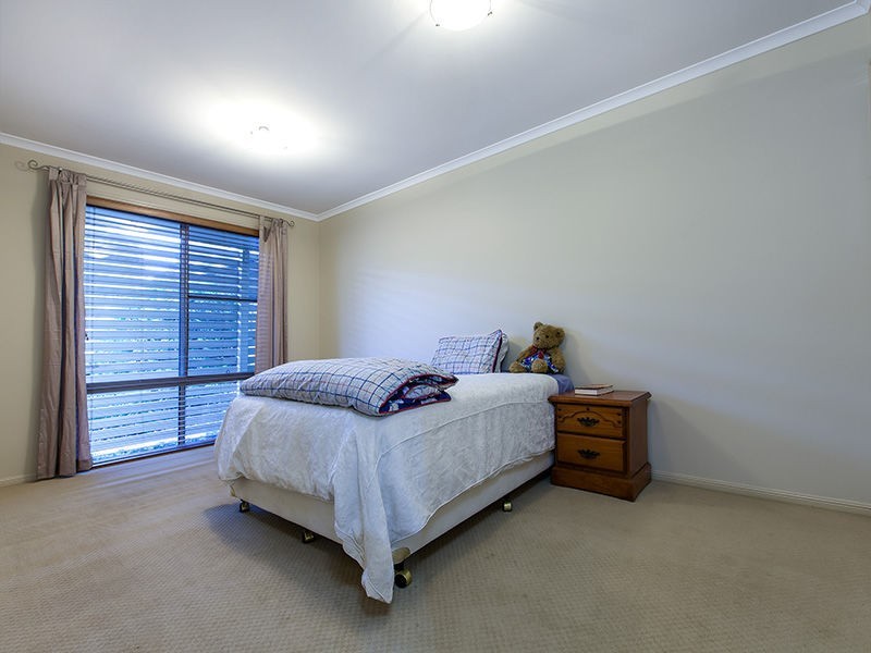 190 Winston Road South, Chevallum QLD 4555