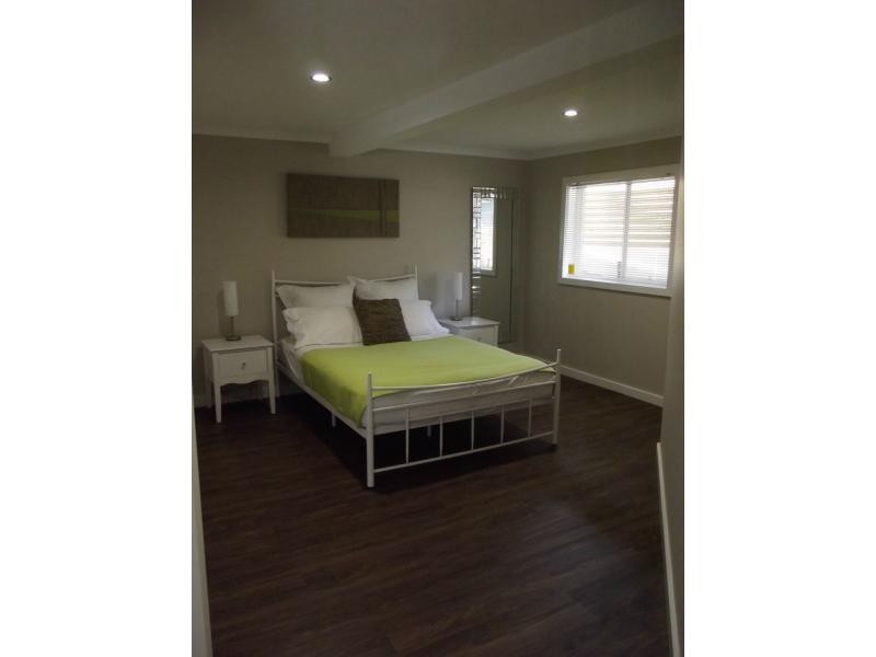 17b Holly Green Crescent, Palmwoods QLD 4555