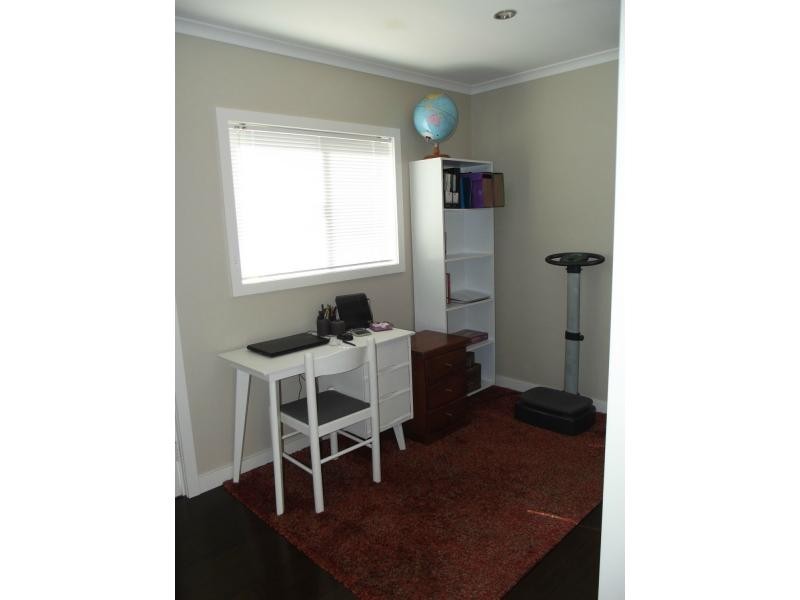 17b Holly Green Crescent, Palmwoods QLD 4555