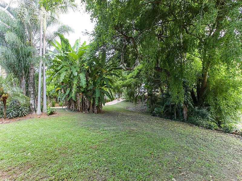 20 Dinmore Street, Woombye QLD 4559