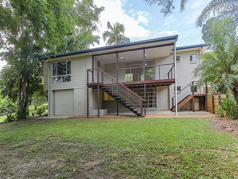 20 Dinmore Street, Woombye QLD 4559