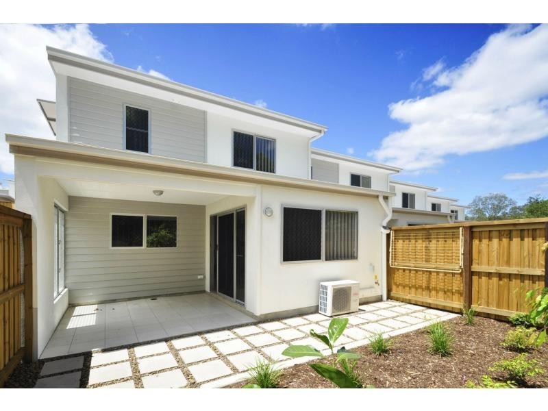 10 IMAGINATION Drive, Nambour QLD 4560