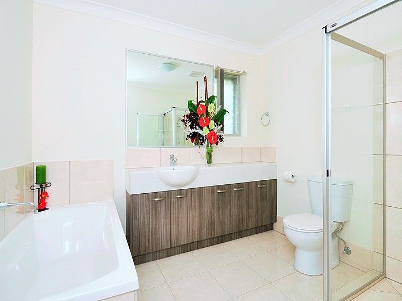 10 IMAGINATION Drive, Nambour QLD 4560