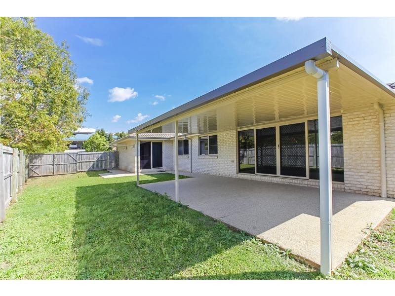 32 ROBERTSON Drive, Burnside QLD 4560