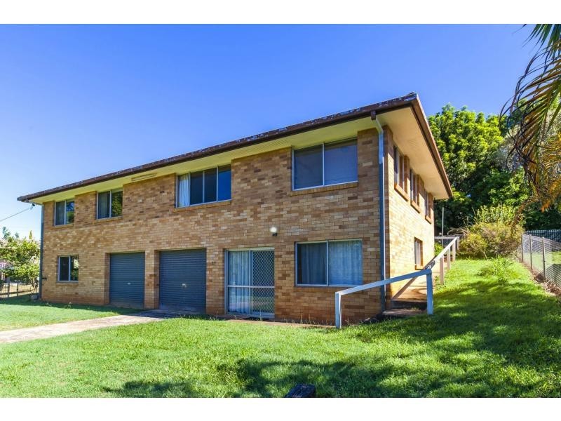 37 Campbell Street, Woombye QLD 4559