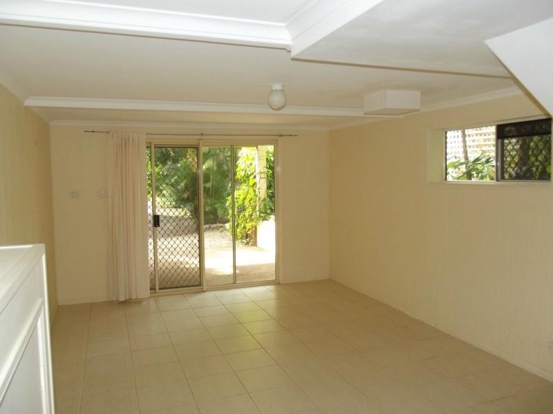16 Dinmore Street, Woombye QLD 4559