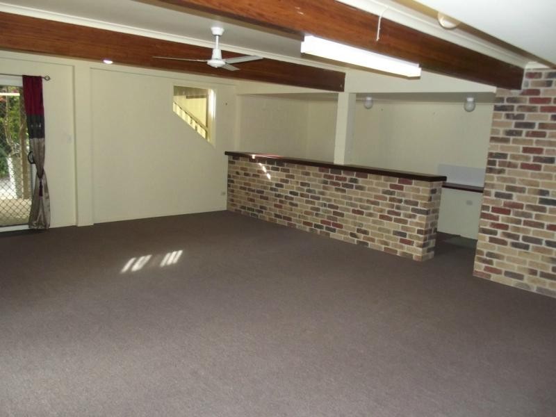 16 Dinmore Street, Woombye QLD 4559