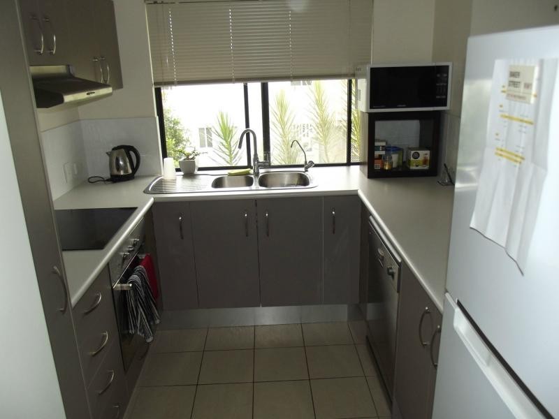 Unit 4/6A Low Street, Yandina QLD 4561