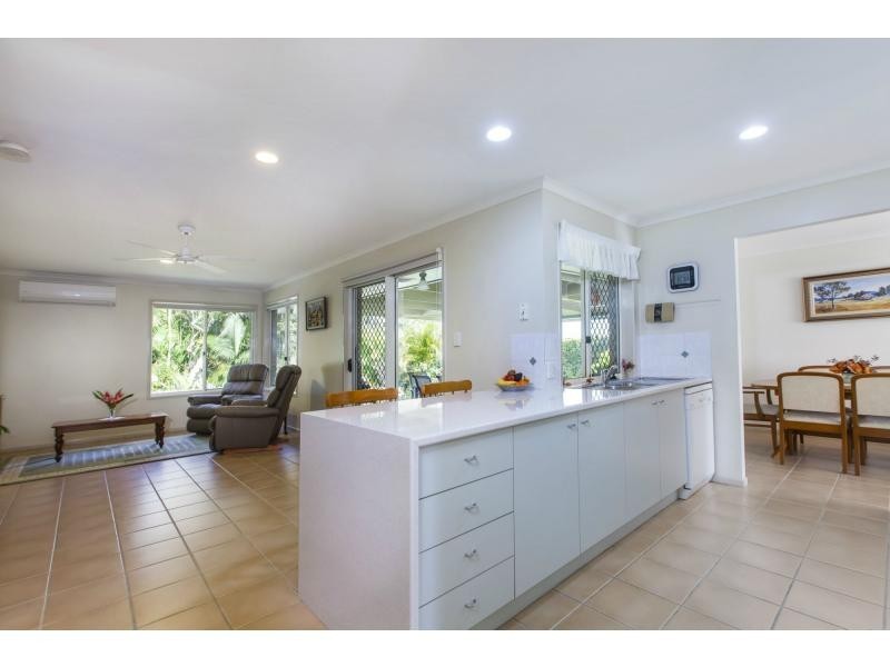8 Corey Court, Palmwoods QLD 4555