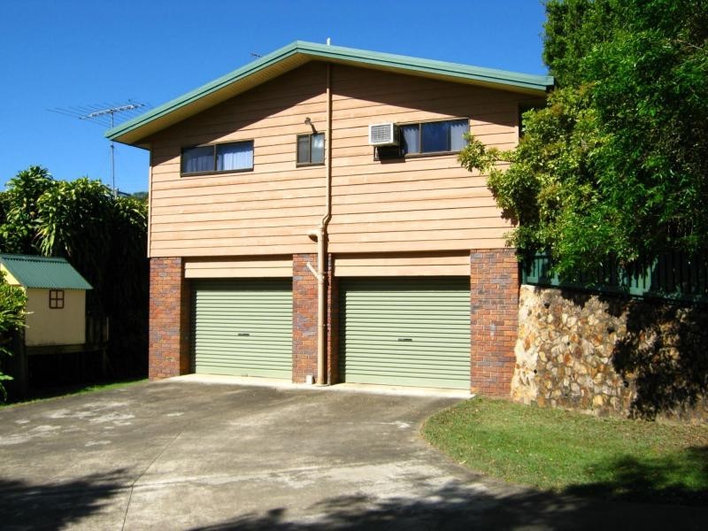 18 WAKEFIELD Street, Woombye QLD 4559