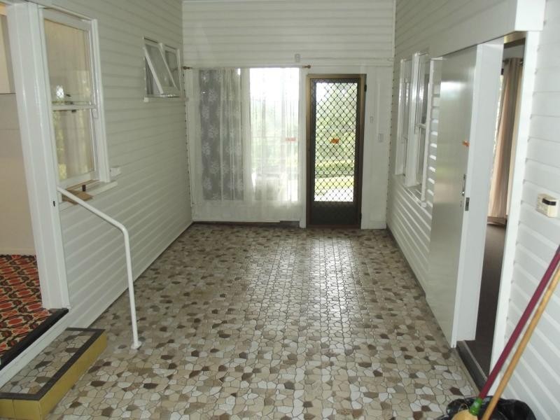 42 Panorama Drive, Nambour QLD 4560