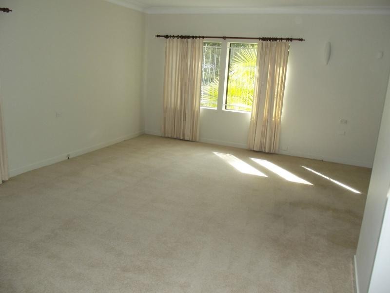 42 Panorama Drive, Nambour QLD 4560