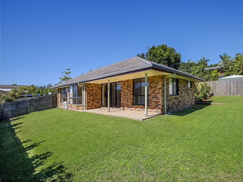 9 McKinnon Drive, Burnside QLD 4560