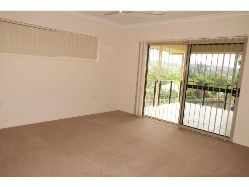 2 Silverwood Drive, Burnside QLD 4560