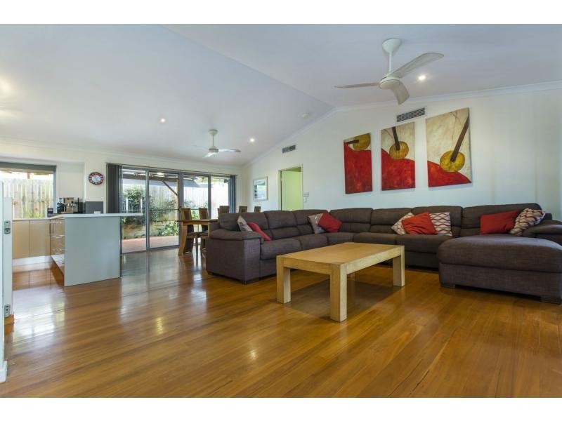 23 Dinmore Street, Woombye QLD 4559