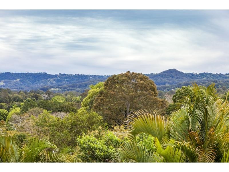 23 Dinmore Street, Woombye QLD 4559