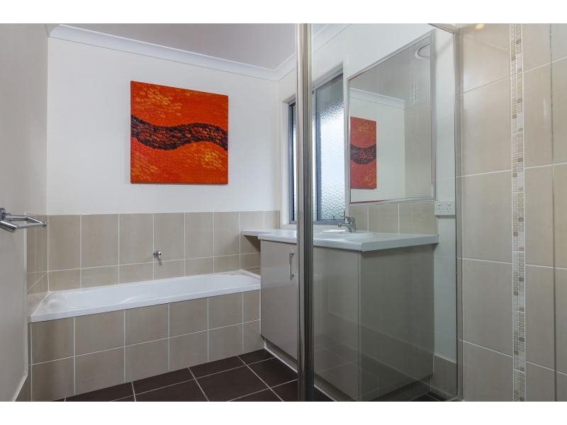 23 Dinmore Street, Woombye QLD 4559