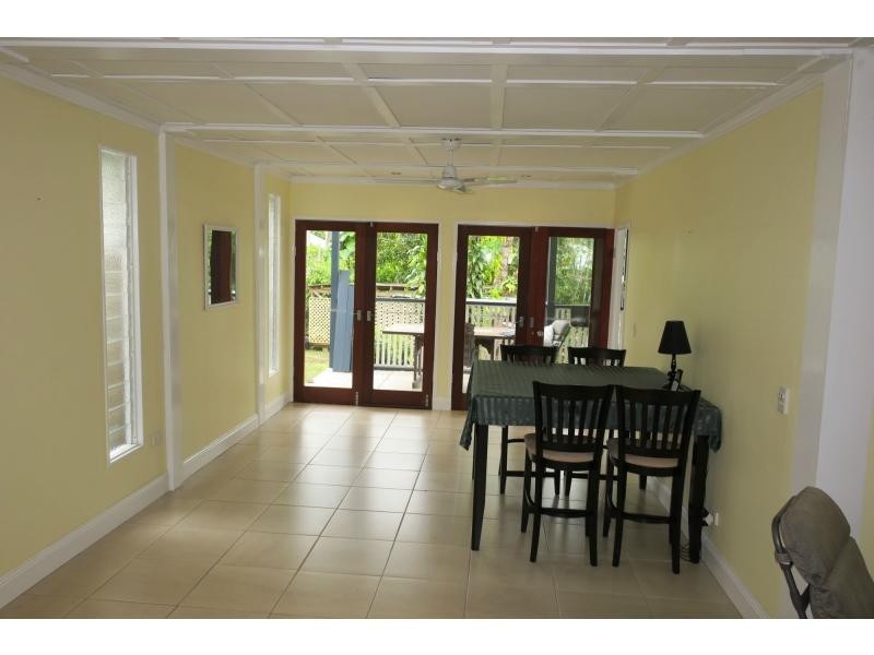 32 Wilson Avenue, Woombye QLD 4559