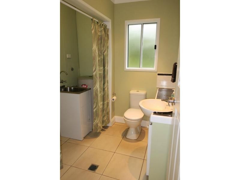 32 Wilson Avenue, Woombye QLD 4559