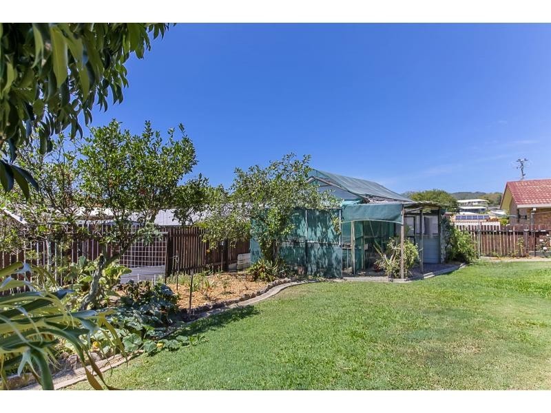 4 Lachlan Avenue, Nambour QLD 4560