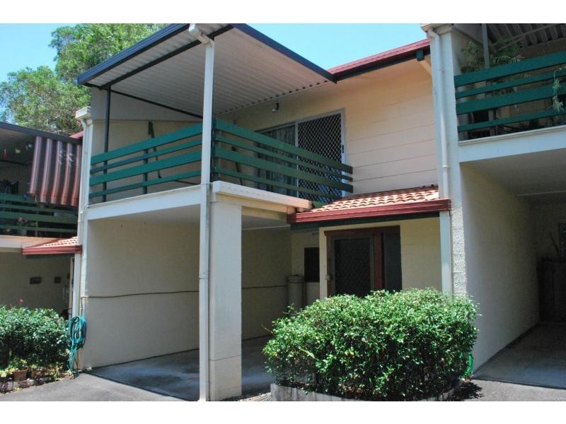 4/7 William Street, Nambour QLD 4560